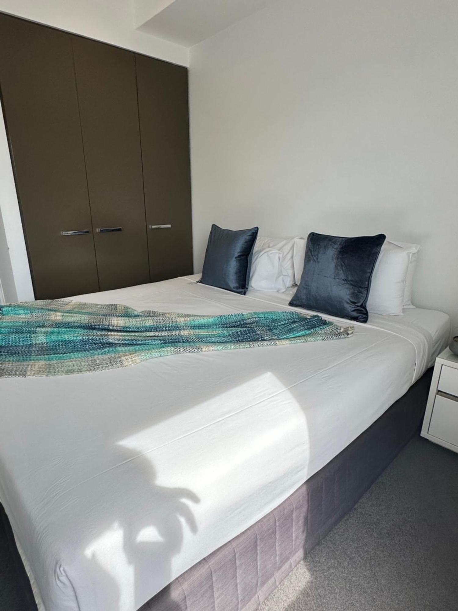 Adele Apartment Hotel East Melbourne Exterior foto